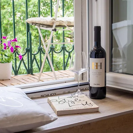 Luxury Lifestyle Gasthuis 3*