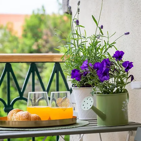 Gasthuis Luxury Lifestyle 3*